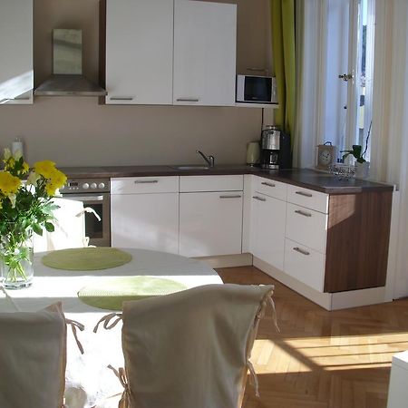 Apartment In City Center - Morassi Karlovy Vary Exterior photo