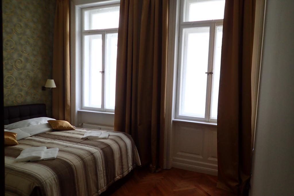 Apartment In City Center - Morassi Karlovy Vary Exterior photo