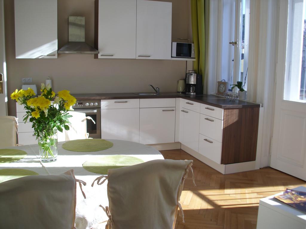 Apartment In City Center - Morassi Karlovy Vary Exterior photo